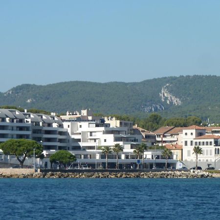 O De Mer D101 La Ciotat Luaran gambar