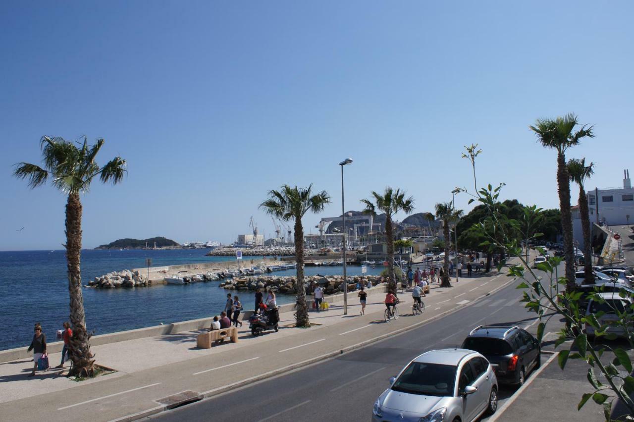 O De Mer D101 La Ciotat Luaran gambar